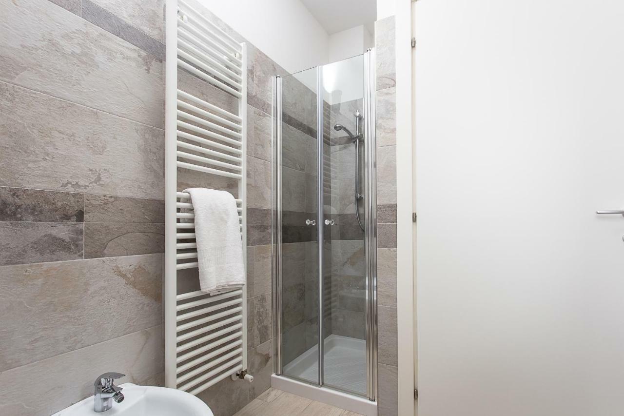 Hotel Residence Jamaica Milano Marittima Bagian luar foto